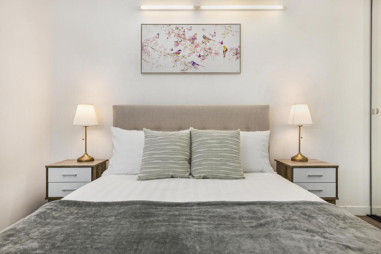 2-Bed Unit Metres From Cbd Malls, Dining & Sights Apartment Мелбърн Екстериор снимка